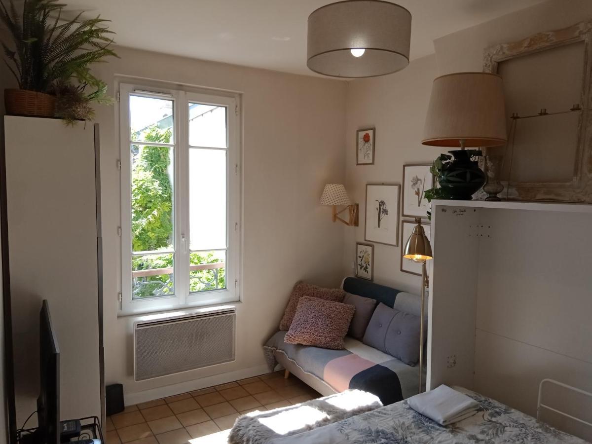 Paris Authentic House Small, Bright And Calm Studio Ngoại thất bức ảnh