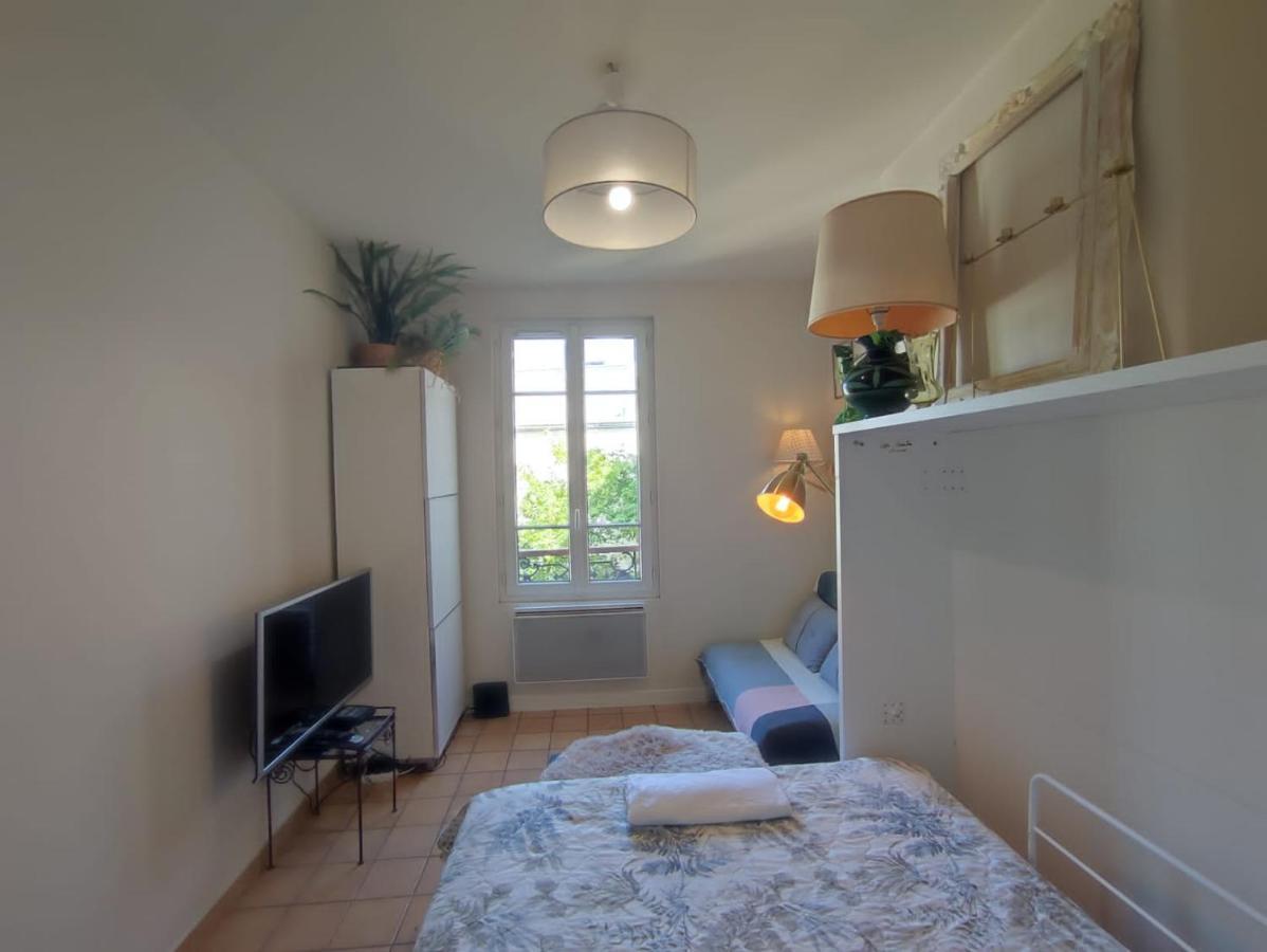 Paris Authentic House Small, Bright And Calm Studio Phòng bức ảnh