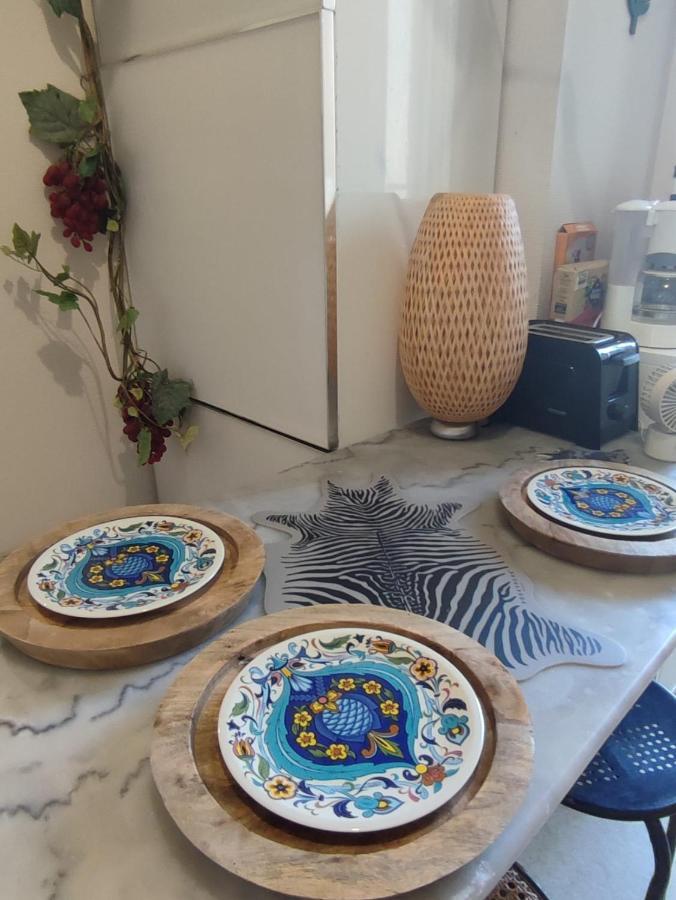 Paris Authentic House Small, Bright And Calm Studio Ngoại thất bức ảnh