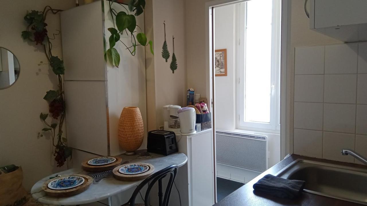 Paris Authentic House Small, Bright And Calm Studio Ngoại thất bức ảnh