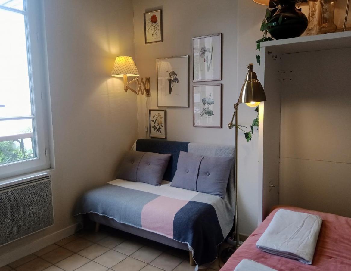 Paris Authentic House Small, Bright And Calm Studio Ngoại thất bức ảnh