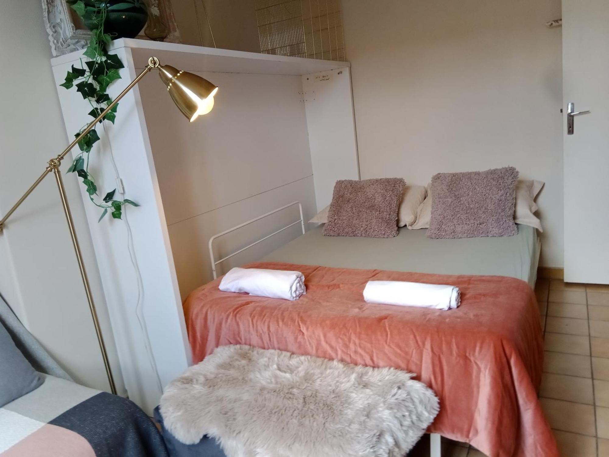 Paris Authentic House Small, Bright And Calm Studio Phòng bức ảnh